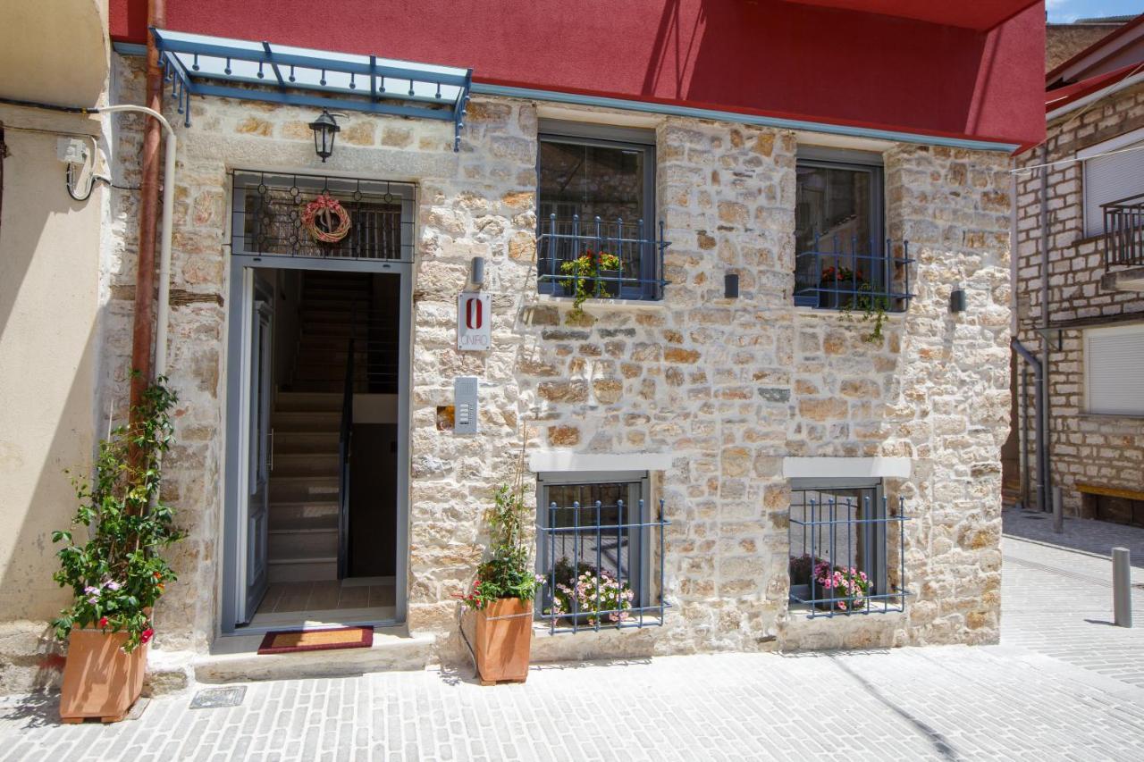 Οniro Comfort Living Ioannina Eksteriør billede